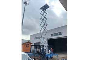 東莞升降機(jī)廠家告訴你固定式升降機(jī)如何進(jìn)行安全檢驗(yàn)？